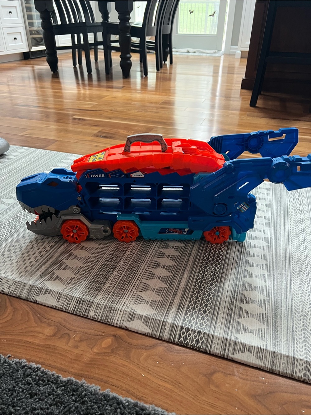 Hot wheels Dragon Carrier